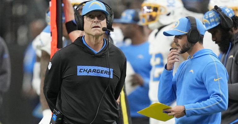 Harbaugh y su equipo buscarán su primer triunfo en Brasil