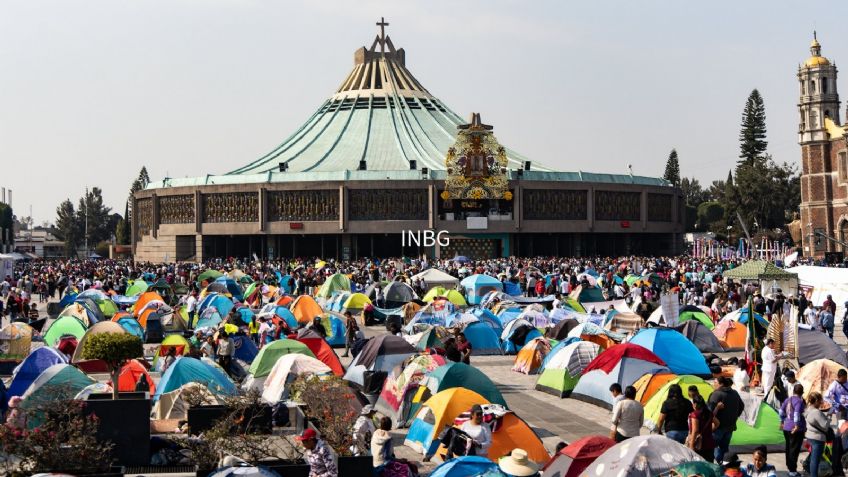 Peregrinos abarrotan la Basílica de Guadalupe; realizan cortes a la circulación