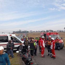 Fuerte accidente en la carretera Toluca-Atlacomulco deja 40 lesionados y caos vial