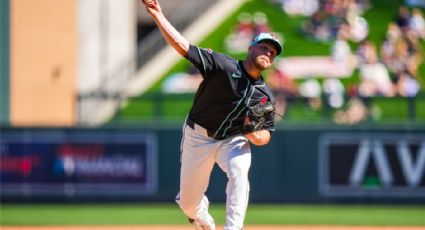 Corbin Burnes brilla en su debut en la pretemporada con los Diamondbacks