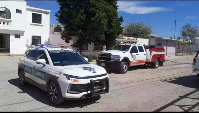 Autoridades y Bomberos acudieron al lugar de los hechos