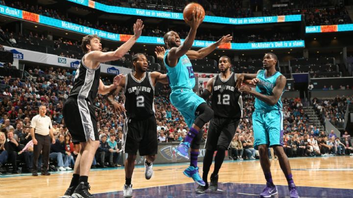 San Antonio Spurs vs Charlotte Hornets EN VIVO: ¿Dónde ver la NBA desde México?