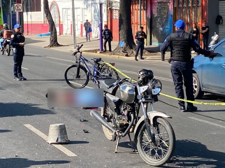 Motociclista aplastado en la Cuauhtémoc