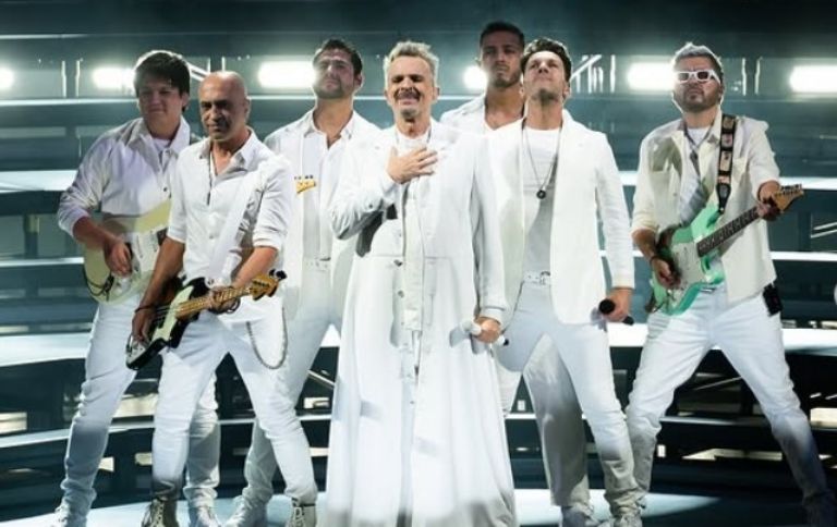 Después de ocho años regresa a los escenarios Miguel Bosé 