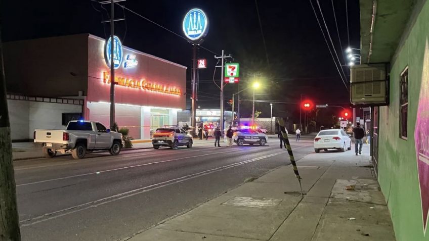 Lo atacaron por la espalda: Sicarios ejecutan a un hombre afuera de una farmacia en Hermosillo