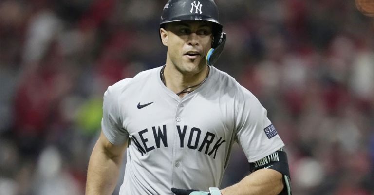 Stanton no ha podido jugar en la pretemporada