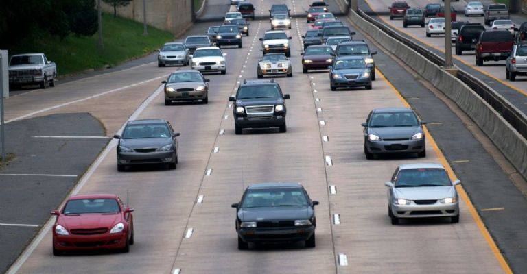 Hoy No Circula para este miércoles 26 de marzo del 2025