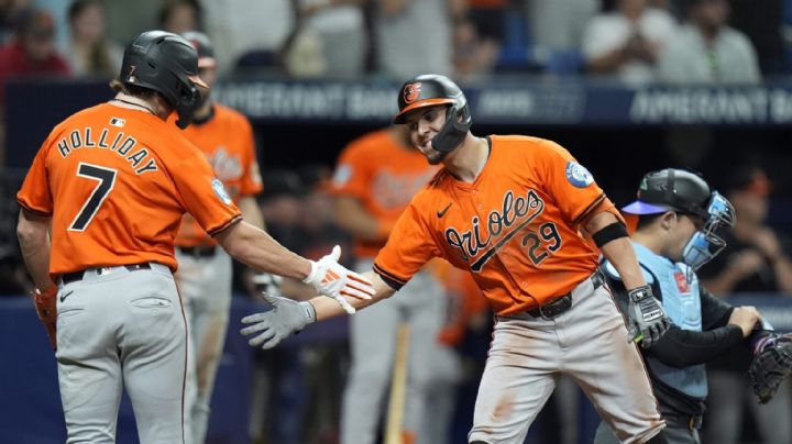 El sonorense Ramón Urías comanda la victoria de los Baltimore Orioles en las Grandes Ligas