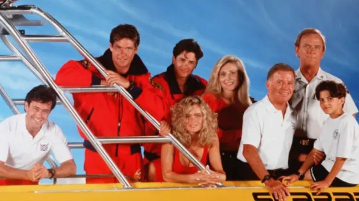 ¿Homicidio? Con un balazo en la cabeza, actriz de 'Baywatch' es hallada muerta en su casa