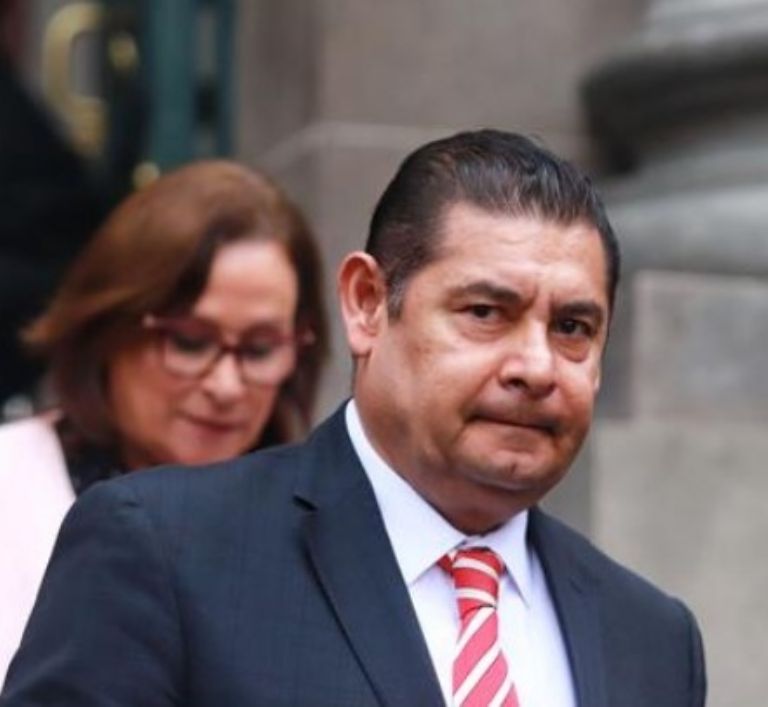 Gobernador de Puebla, Alejandro Armenta Mier