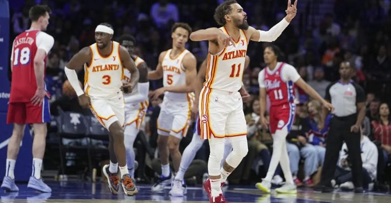 Trae Young tiene buenos números en el Play-In