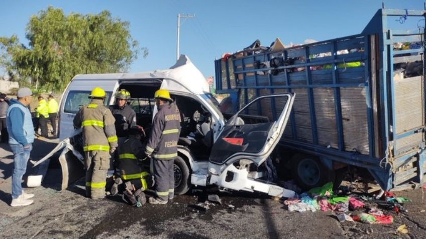 Fuerte accidente en Tecámac, Edomex, deja cinco muertos: Combi se impacta con camión
