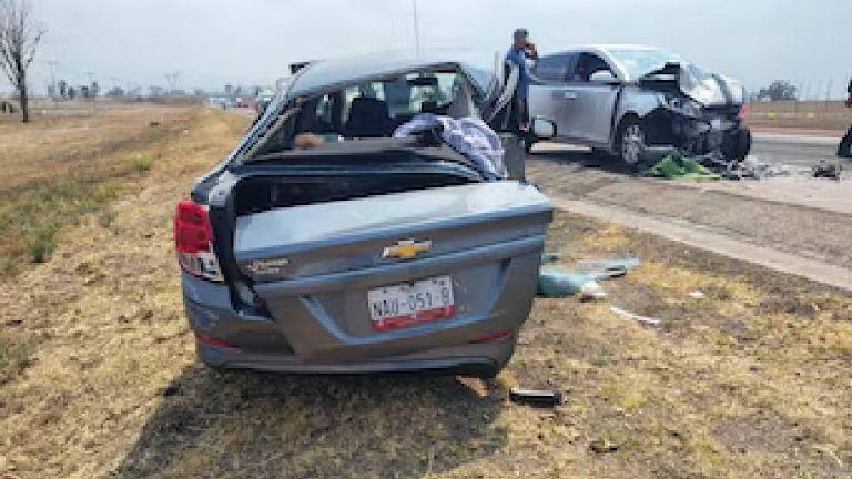 Fatal accidente deja cuatro muertos y cinco lesionados en carretera México-Tuxpan