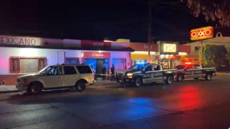 Ejecutan a 4 personas en ataque armado al interior de un bar en Guanajuato