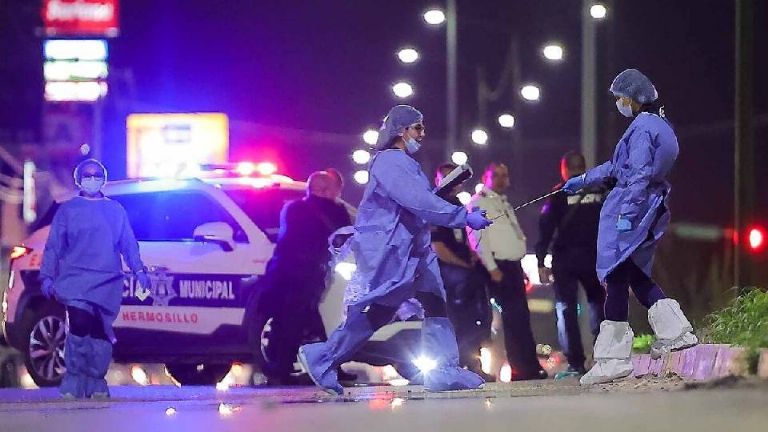 Agresión armada deja un hombre sin vida, un herido y una vivienda en llamas en Hermosillo