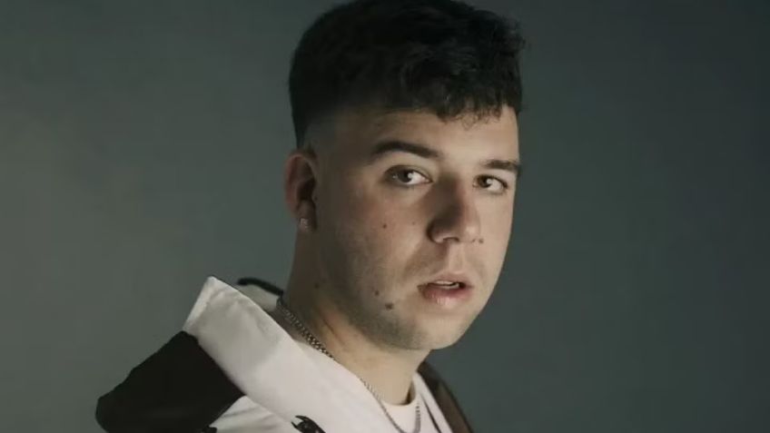 VIDEO: Colapsa grada en concierto de Quevedo en CDMX; heridos no serían atendidos inmediato