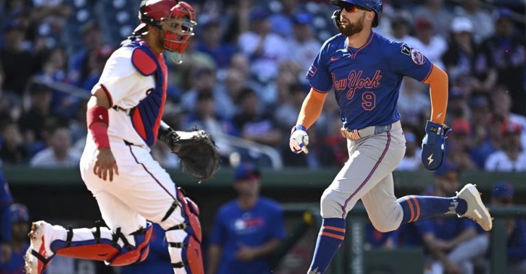 El jardinero se dio gusto ante los Nacionales