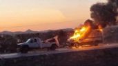 Foto ilustrativa de la nota titulada Código Rojo: Ambulancia del IMSS arde en llamas en plena carretera de Sonora