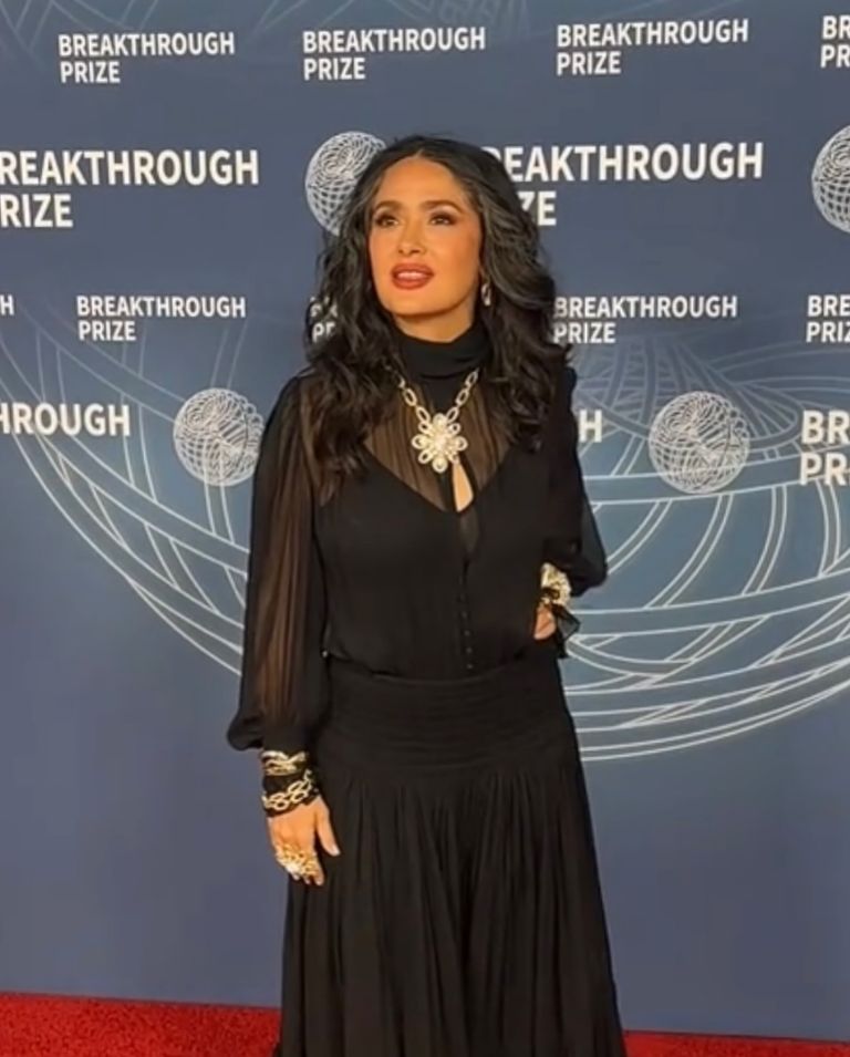 Acusan a Salma Hayek de ser grosera con mexicanos