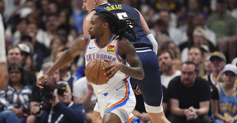 Wallace respondió como suplente