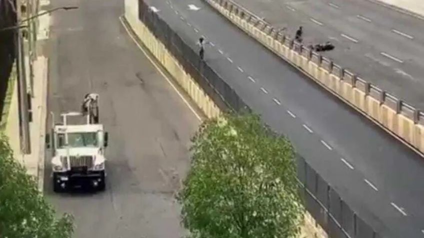 En defensa propia, conductor embistió a presuntos ladrones en motocicleta por asalto