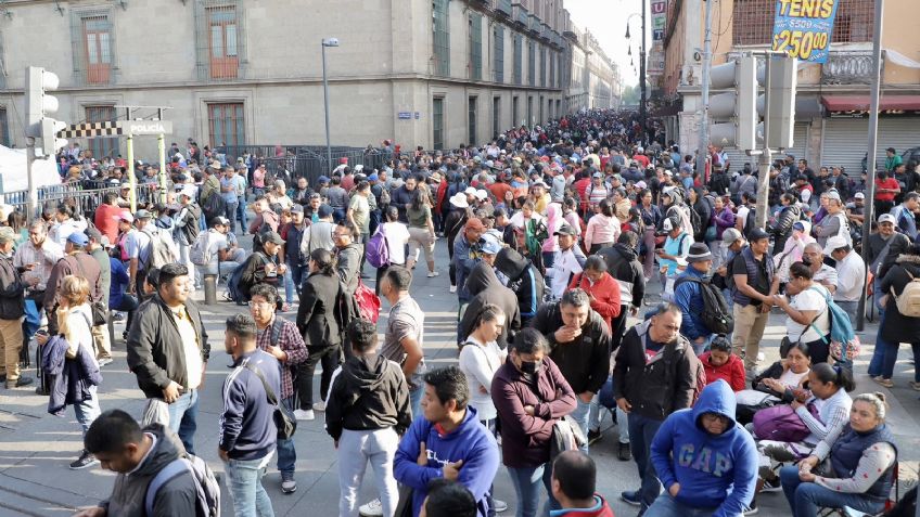 Sheinbaum asegura que hay diálogo con la CNTE: "No hay razón para cerrar Palacio Nacional"