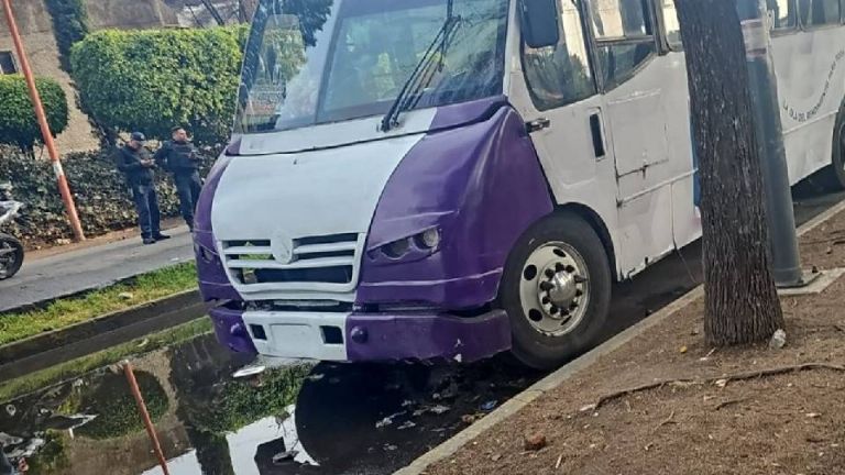 Hombres armados matan a 2 personas tras intento de asalto en transporte público de CDMX