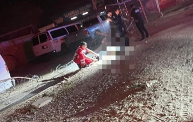 El cuerpo del atropellado quedó sobre la vía pública