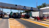 Foto ilustrativa de la nota titulada Maestros protestan liberando caseta de cobro en Esperanza, Sonora