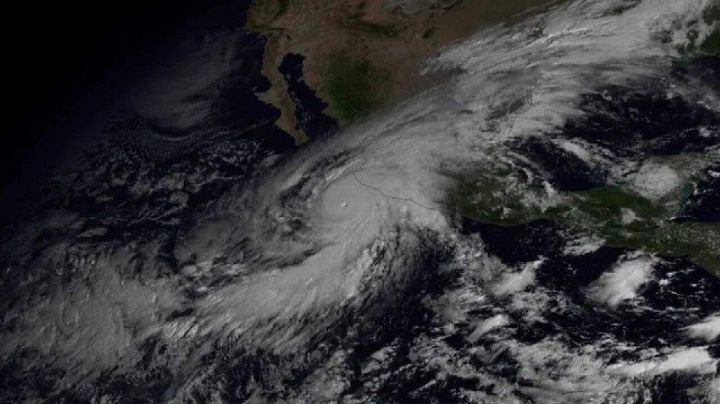 Conagua mantiene vigilancia ante Alvin con 80 por ciento de convertirse en huracán