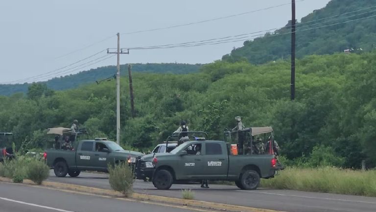 Enfrentamientos armados en Sinaloa dejan tres militares lesionados en Culiacán y Navolato