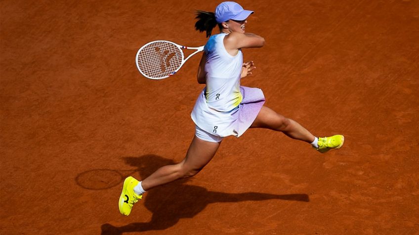 París le sienta bien; Swiatek vence a Raducanu en el Abierto de Francia