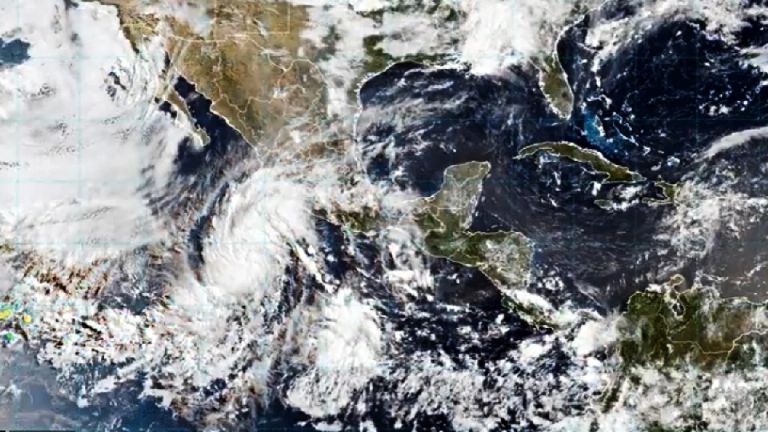 SMN tormenta tropical ‘Alvin’ se fortalece y amenaza cinco estados del Pacífico mexicano