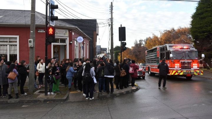 Terremoto cerca de Chile de 7.4 grados Richter, provoca alerta de Tsunami en atlántico sur