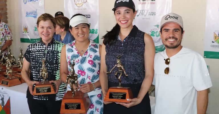 Cecilia Bours, Kioto Huehara y Silvia Jaime de Damas