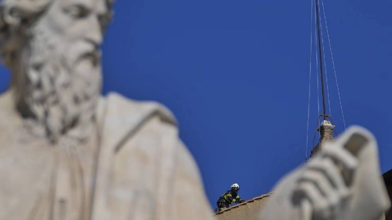 Estas son las actividades que realizan cardenales a puerta cerrada previo a cónclave