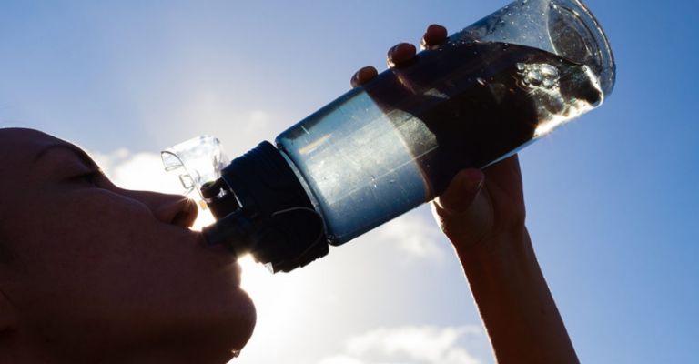 Previene la deshidratación