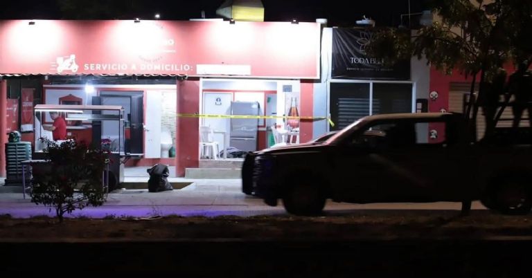 La balacera en Mazatlán dejó dos víctimas mortales. Foto: Facebook