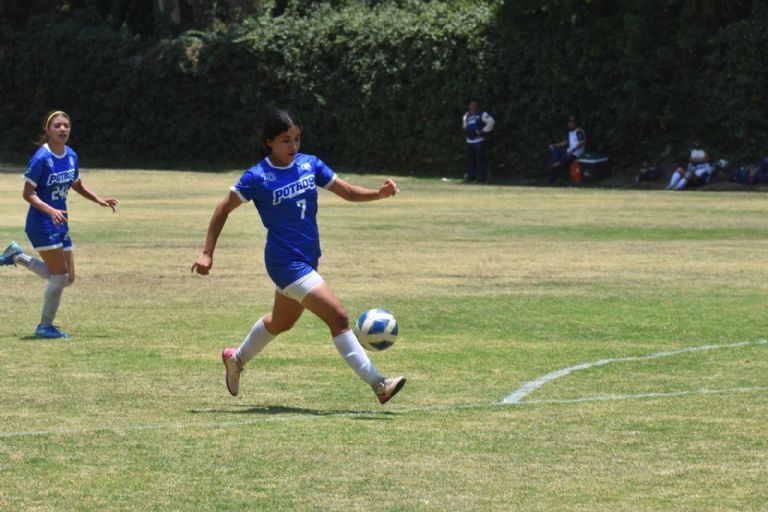 Itson gana medalla de oro en Atletismo