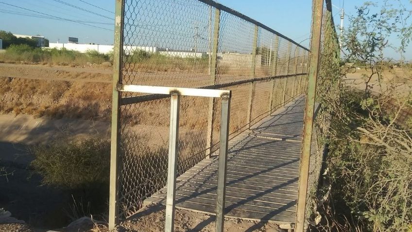 Bloqueo del paso peatonal genera molestia ciudadana en Navojoa