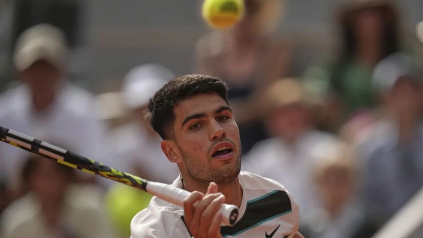 Carlos Alcaraz, con fair play incluido se impone a Ben Shelton en Roland Garros
