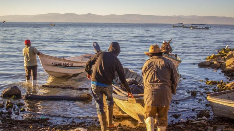 Alfonso Durazo Montaño anuncia apoyos para los pescadores ribereños de Sonora