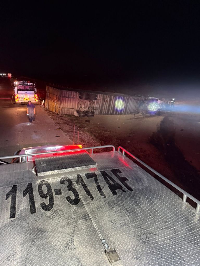 Accidente en carretera de Ciudad Obregón moviliza a las autoridades. Foto: Facebook