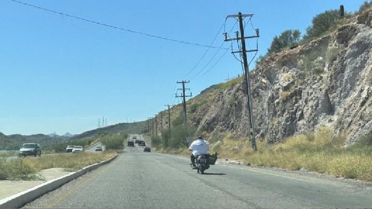 Los trabajos de rehabilitación de la carretera Guaymas – Empalme siguen en marcha