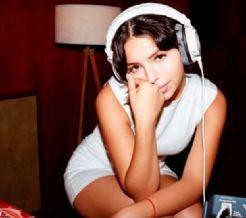 Luego del show de Bad Bunny con Cazzu, surge la pregunta: ¿Ángela Aguilar lo seguía o no en Instagram?