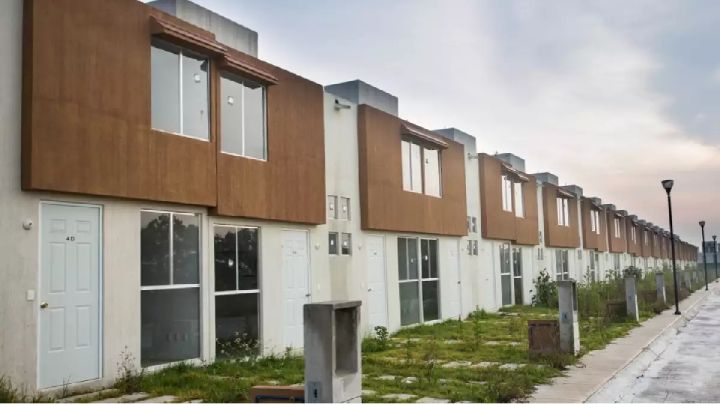 Infonavit propone renta con opción a compra para regularizar viviendas ocupadas ilegalmente