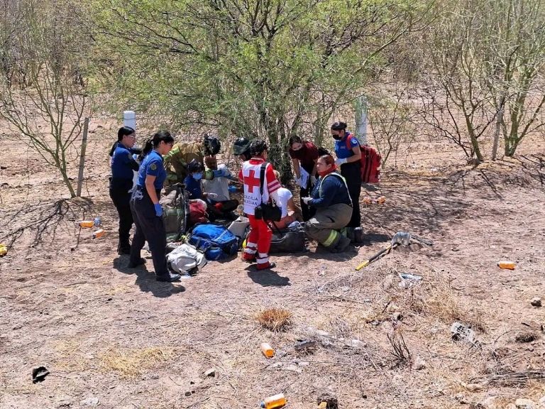 El accidente movilizó a elementos de diferentes órdenes del Gobierno. Foto: Facebook