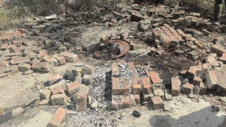 Colectivos y autoridades hallan campo de exterminio con restos óseos en Tamaulipas