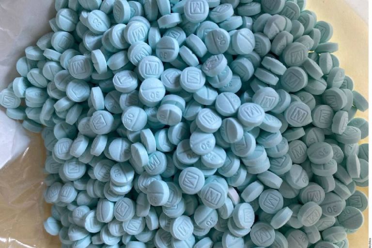 Las pastillas de fentanilo fueron halladas en un frasco de medicamento