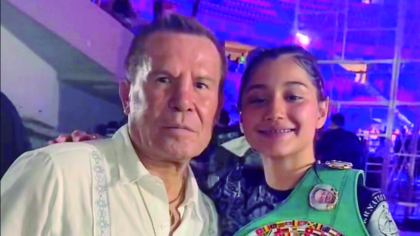 El 'Gran Campeón Mexicano' Julio César Chávez volverá a Sonora para asesorar a Camila Zamorano